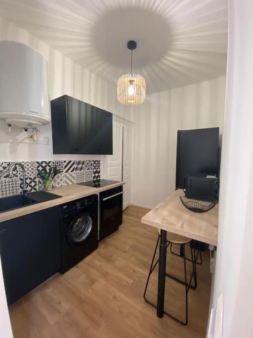 Corte Magnifique T2 45M2 Neuf 5 Personnes Place St Marcel Hyper Centre Wifi Lave Linge Tv Екстер'єр фото