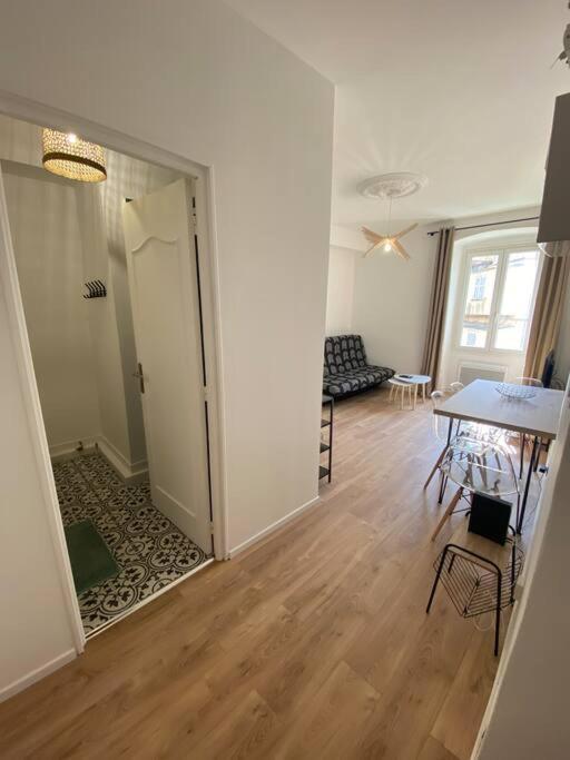 Corte Magnifique T2 45M2 Neuf 5 Personnes Place St Marcel Hyper Centre Wifi Lave Linge Tv Екстер'єр фото