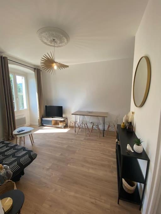 Corte Magnifique T2 45M2 Neuf 5 Personnes Place St Marcel Hyper Centre Wifi Lave Linge Tv Екстер'єр фото